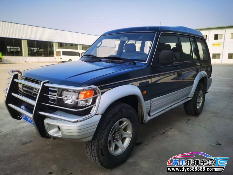 11年猎豹汽车黑金刚轿车抵押车出售