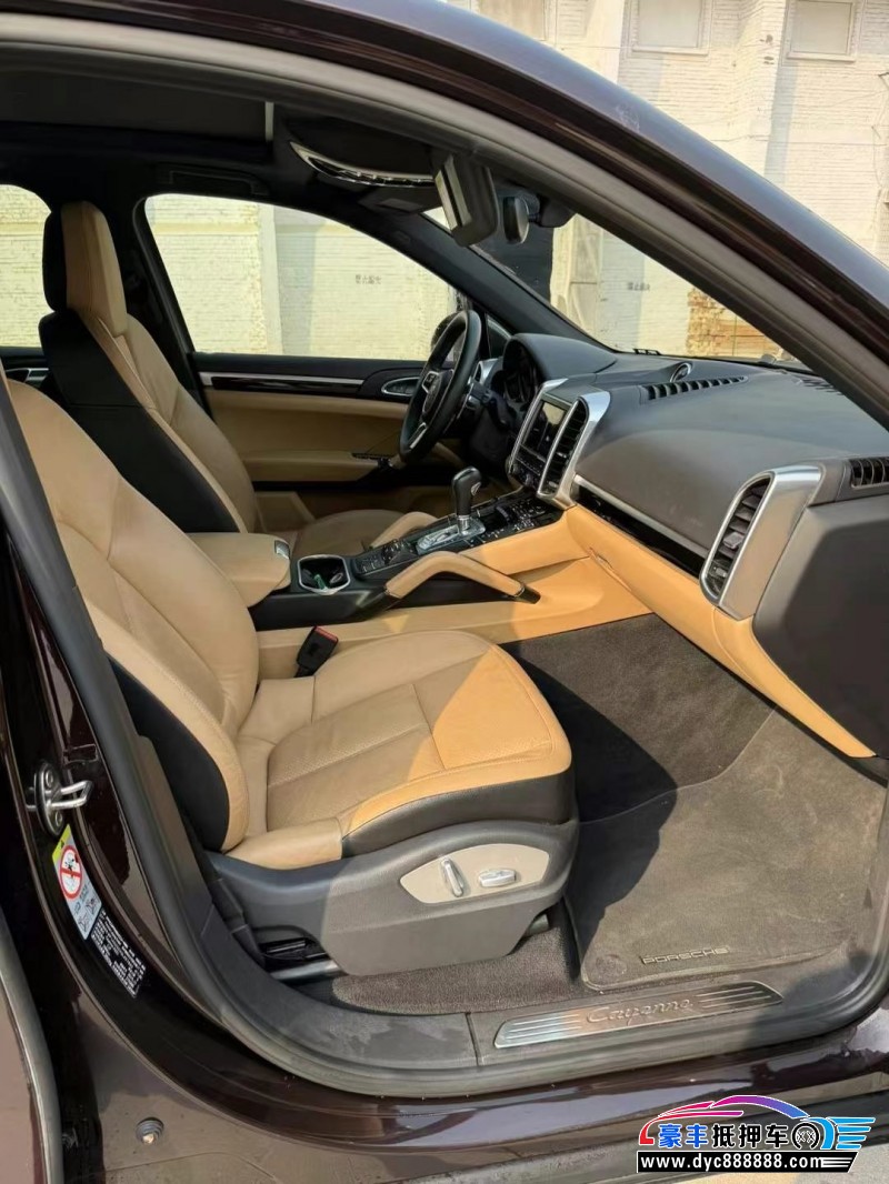 16年保时捷卡宴轿车抵押车出售