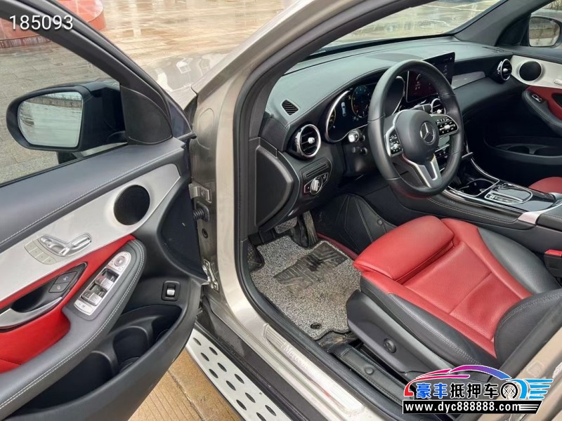 20年奔驰GLC轿车抵押车出售