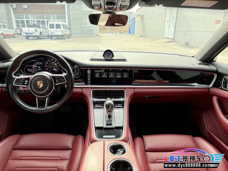17年保时捷帕纳梅拉轿车抵押车出售