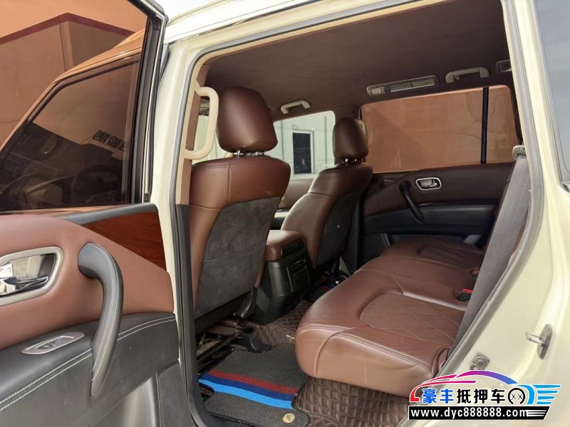 17年日产途乐轿车抵押车出售