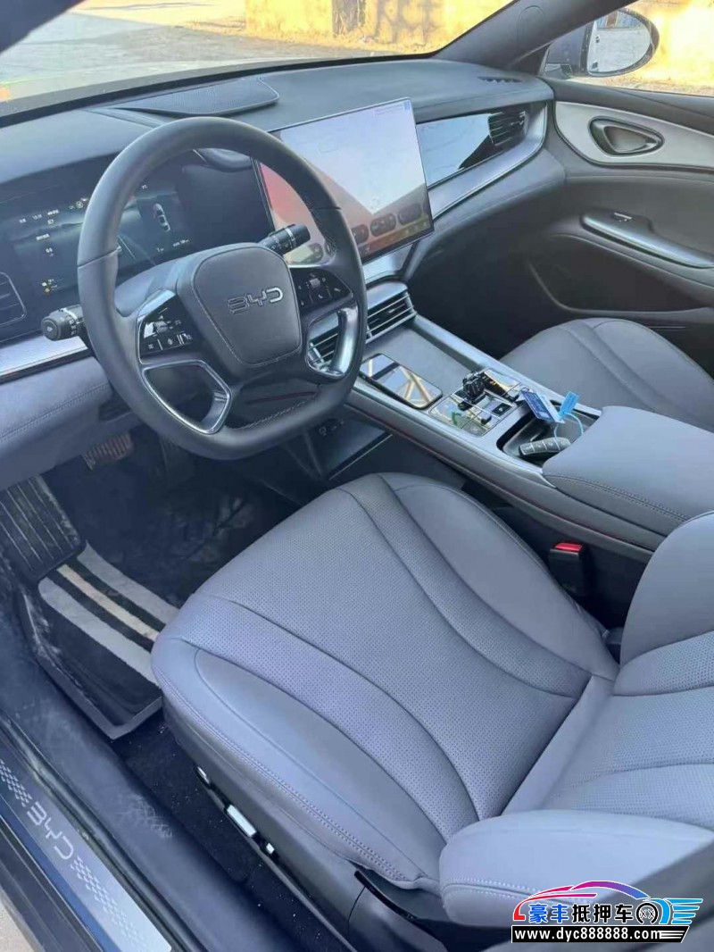 24年比亚迪海豹轿车抵押车出售