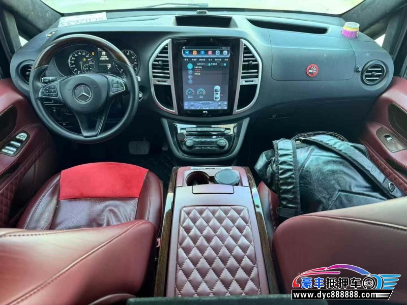 17年奔驰威霆MPV抵押车出售