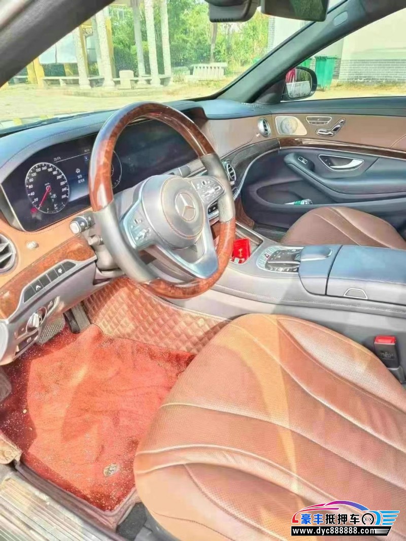 20年奔驰S轿车抵押车出售