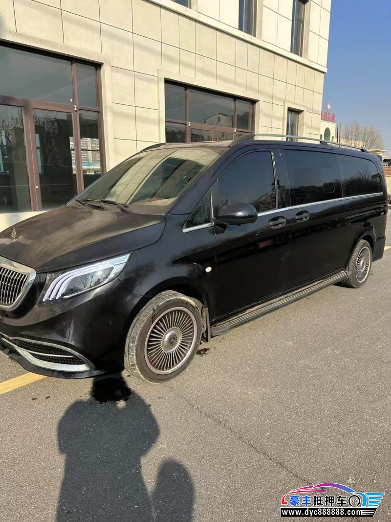 19年奔驰威霆轿车抵押车出售