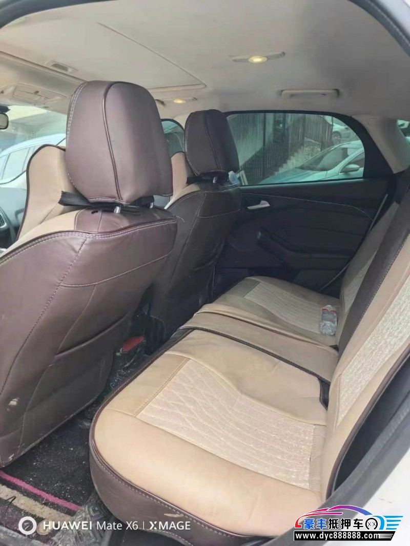 16年福特福克斯轿车抵押车出售