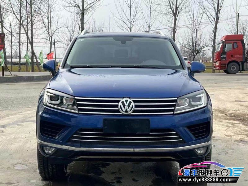 18年大众途锐轿车抵押车出售