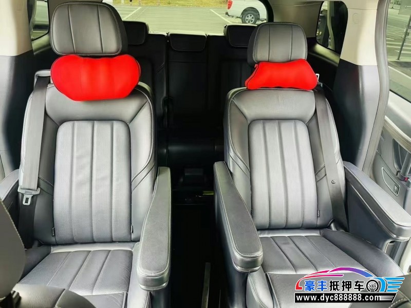 19年传祺M8轿车抵押车出售