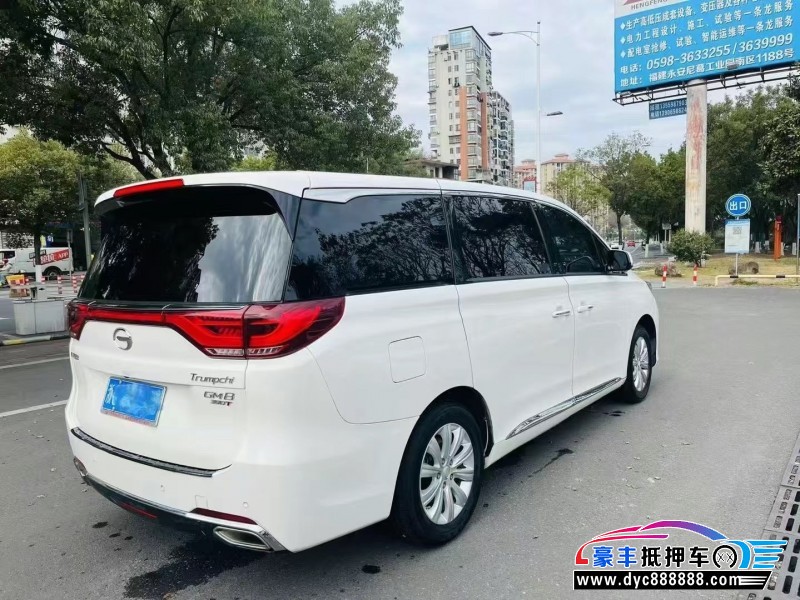 19年传祺M8轿车抵押车出售