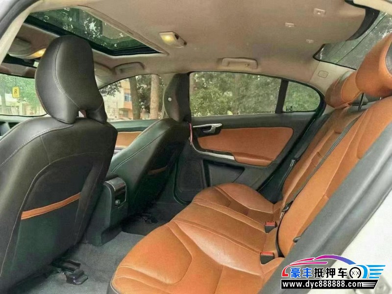 16年沃尔沃S60L轿车抵押车出售