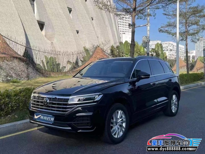 22年大众途锐轿车抵押车出售