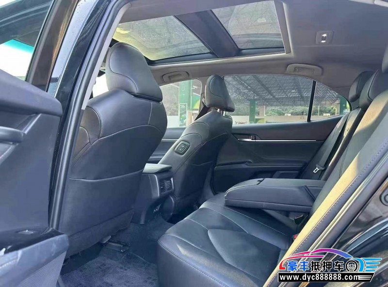 20年丰田凯美瑞轿车抵押车出售