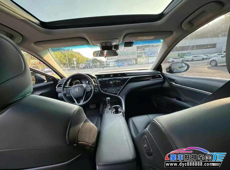 20年丰田凯美瑞轿车抵押车出售