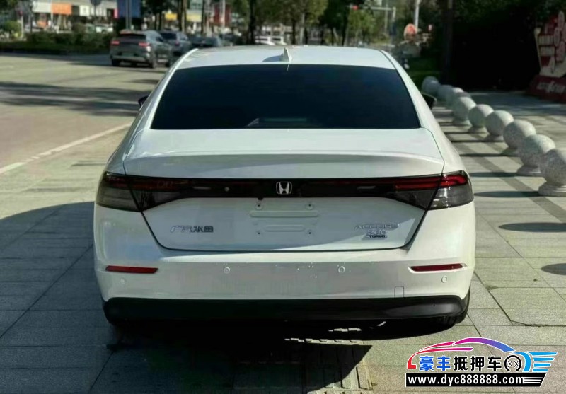 24年本田雅阁轿车抵押车出售