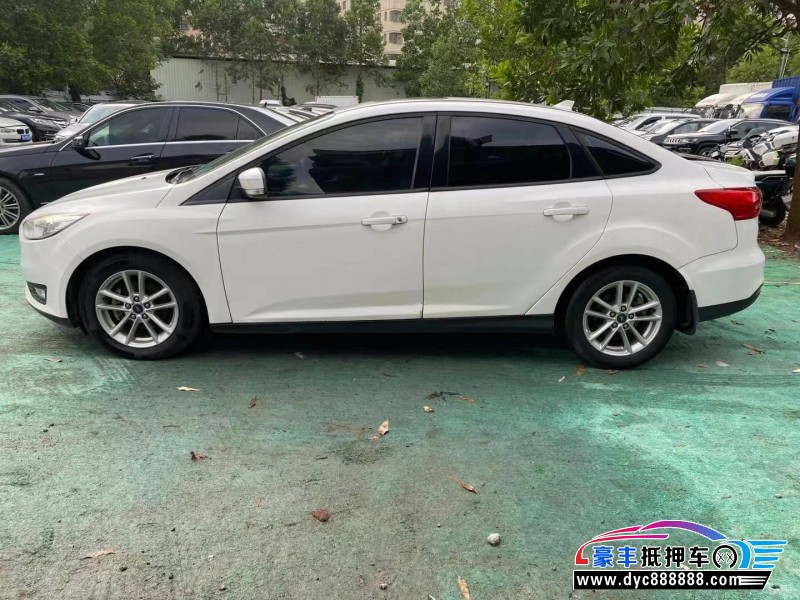 18年福特福克斯轿车抵押车出售