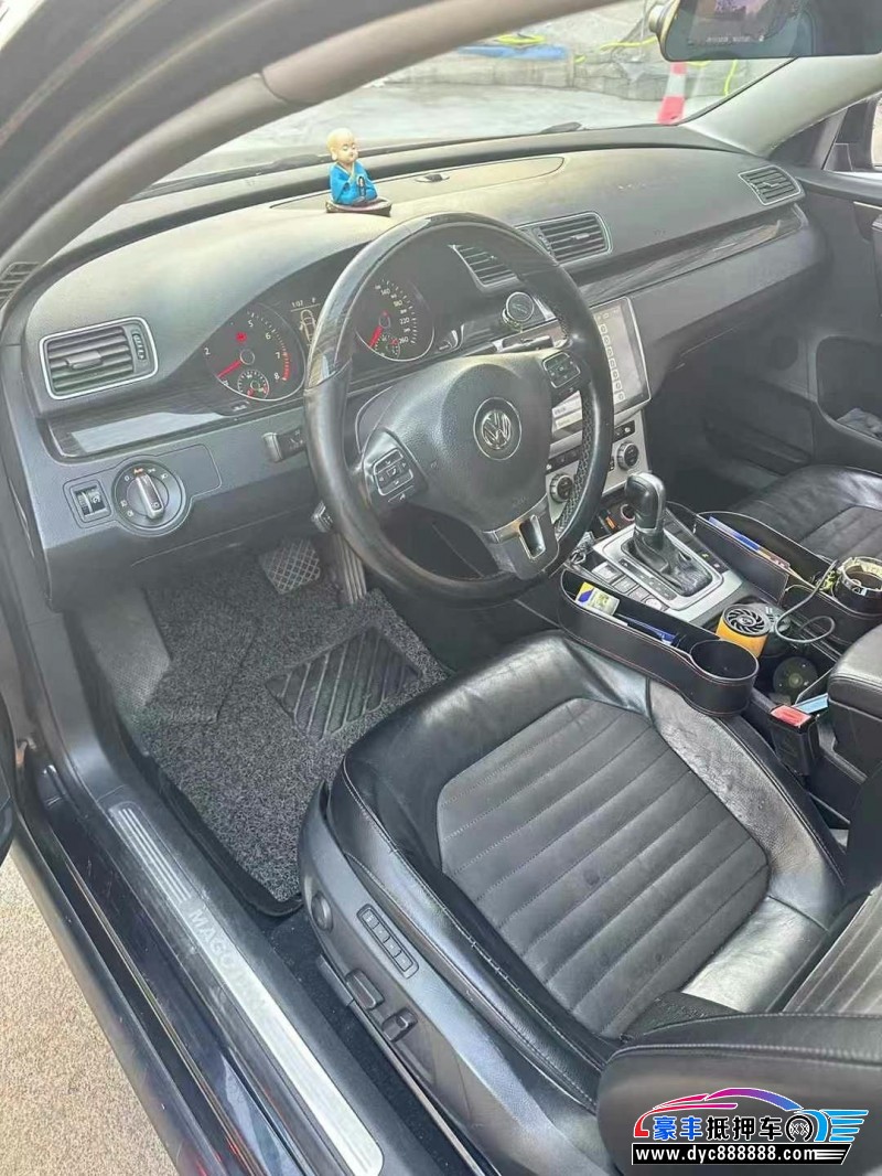 13年大众迈腾轿车抵押车出售