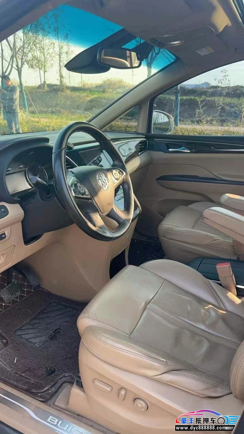 19年别克GL8MPV抵押车出售