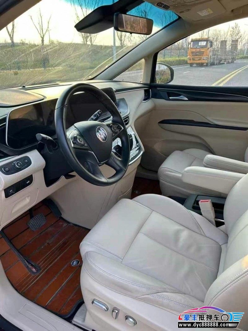 22年别克GL8MPV抵押车出售