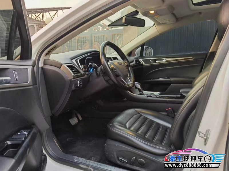 15年福特蒙迪欧轿车抵押车出售