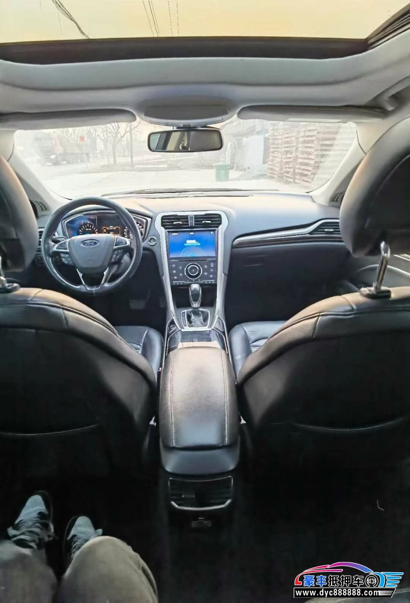 15年福特蒙迪欧轿车抵押车出售