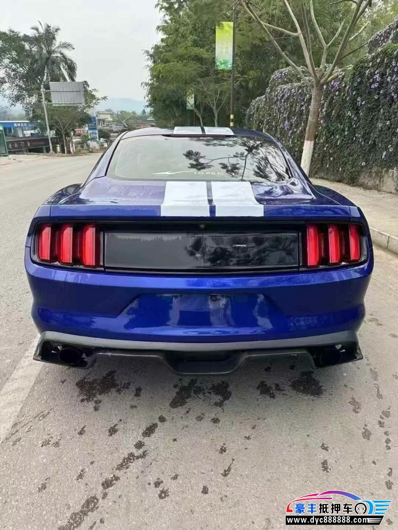 15年福特野马轿车抵押车出售