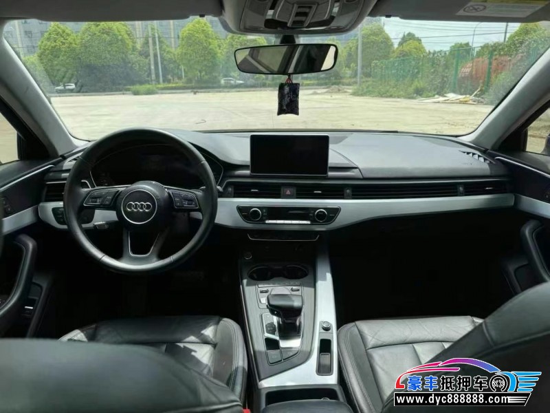 20年奥迪A4L轿车抵押车出售