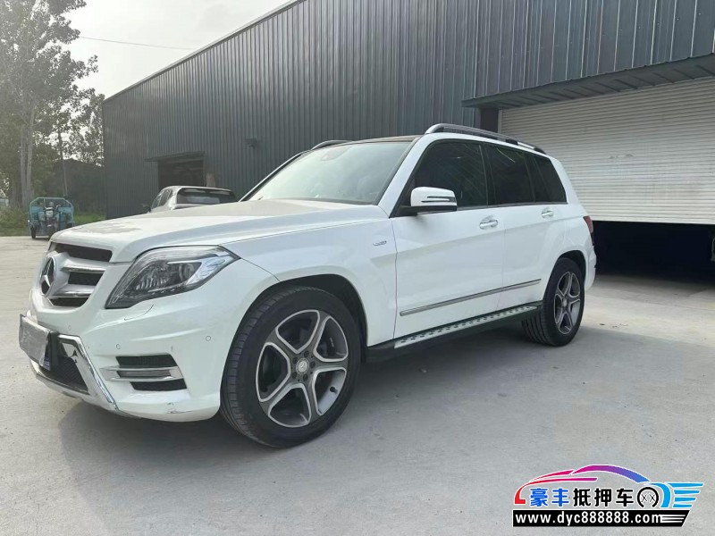 16年奔驰GLK轿车抵押车出售