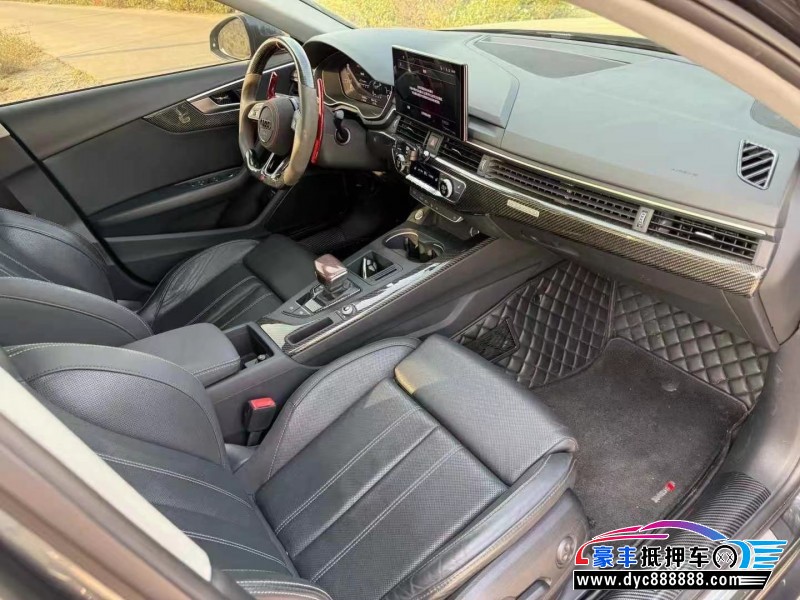 21年奥迪A4L轿车抵押车出售