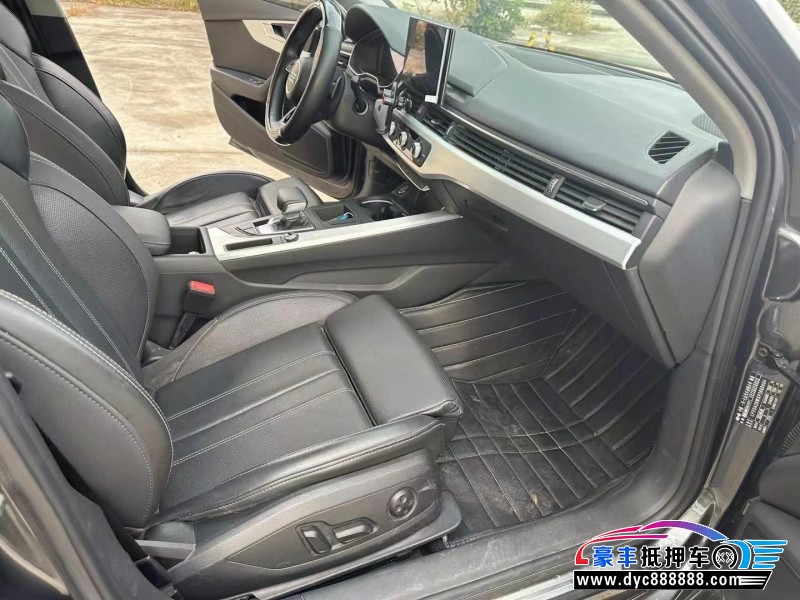 23年奥迪A4L轿车抵押车出售