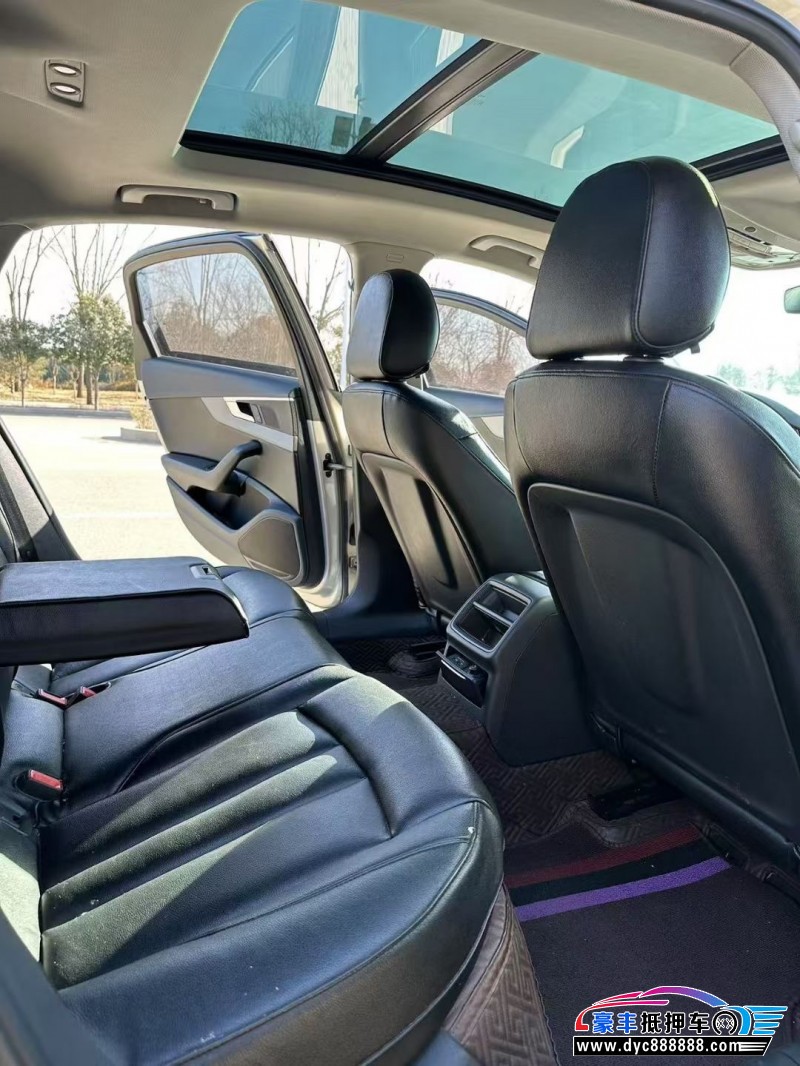 19年奥迪A4L轿车抵押车出售