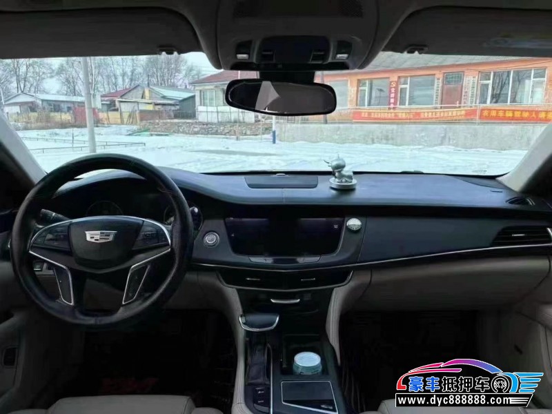 16年凯迪拉克CT6轿车抵押车出售