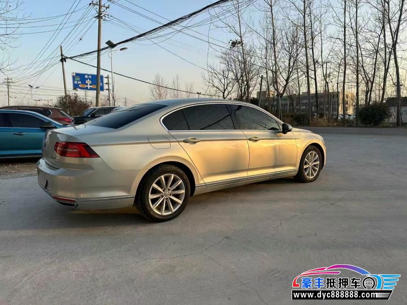 20年大众迈腾轿车抵押车出售