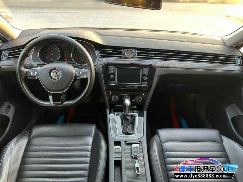 20年大众迈腾轿车抵押车出售