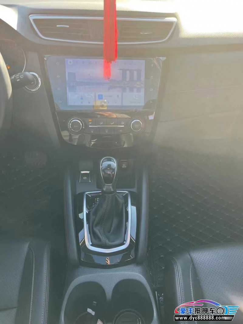 21年日产逍客轿车抵押车出售