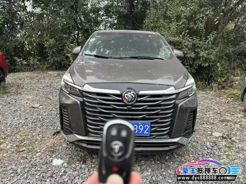 24年别克GL8轿车抵押车出售