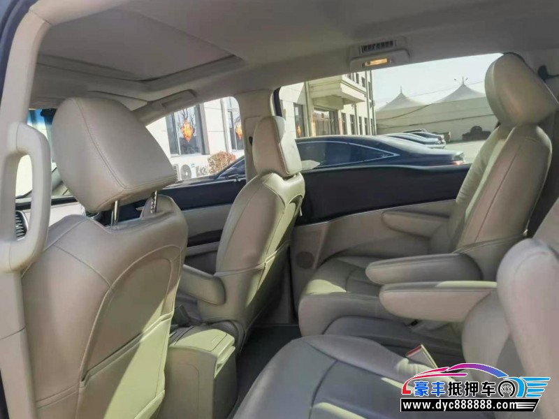 18年别克GL8轿车抵押车出售