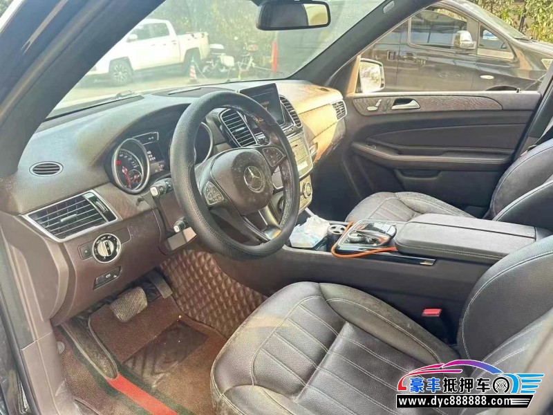 15年奔驰GLE轿车抵押车出售