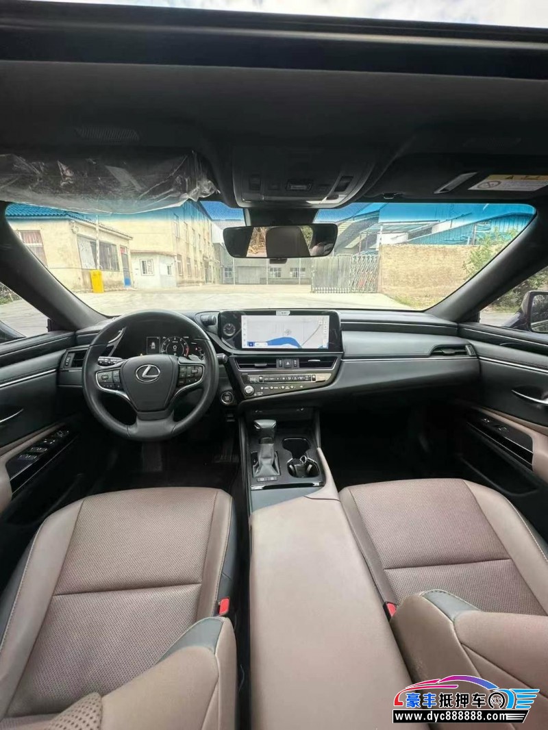 24年雷克萨斯ES轿车抵押车出售