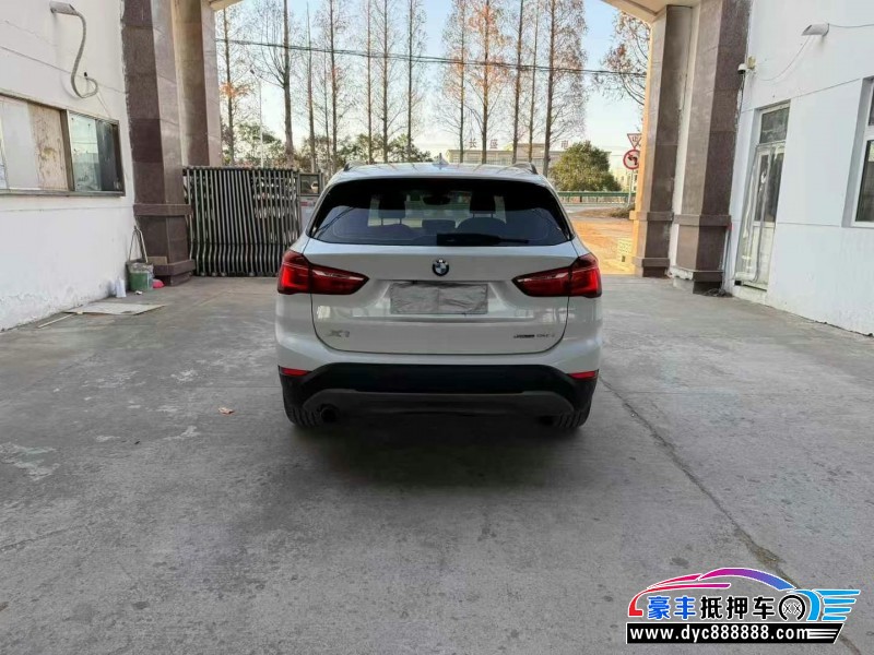 18年宝马X1轿车抵押车出售