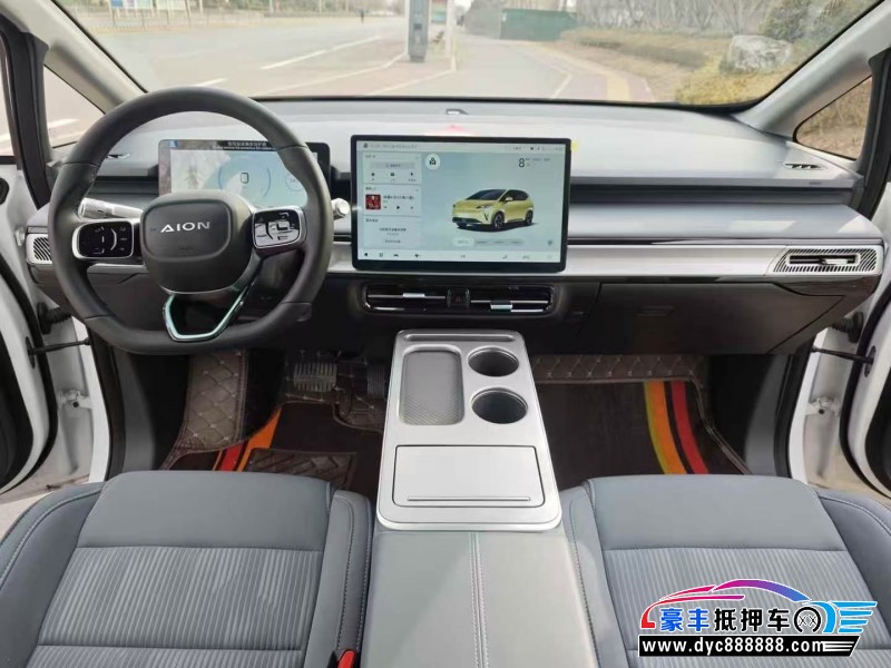 23年埃安Y70轿车抵押车出售