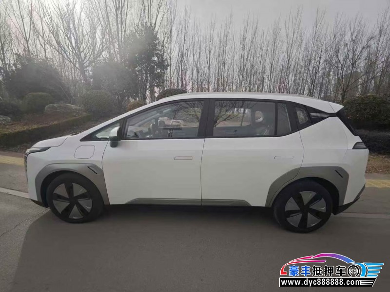 23年埃安Y70轿车抵押车出售