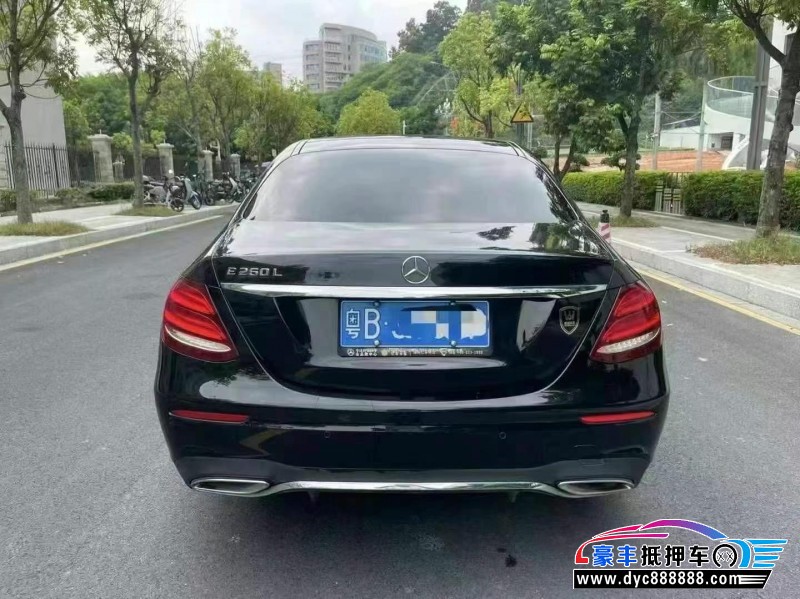 20年奔驰E轿车抵押车出售