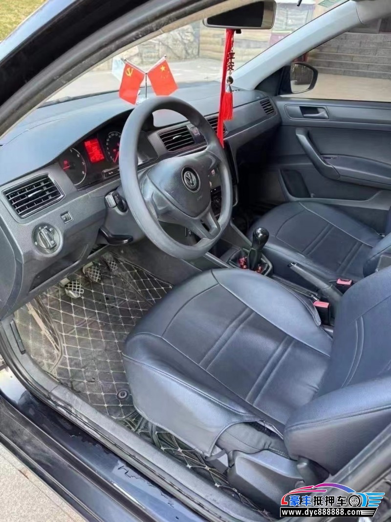 17年大众桑塔纳轿车抵押车出售