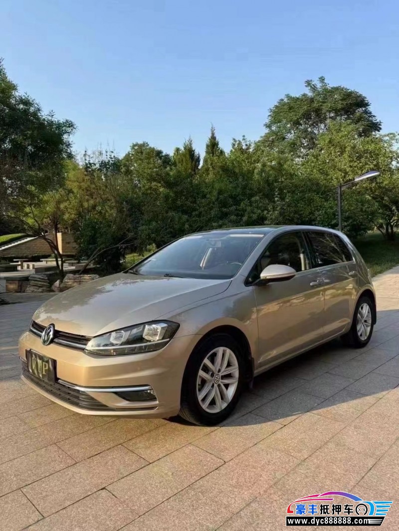 18年大众高尔夫轿车抵押车出售