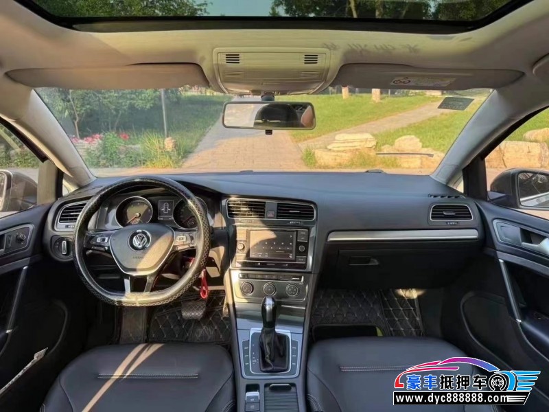 18年大众高尔夫轿车抵押车出售