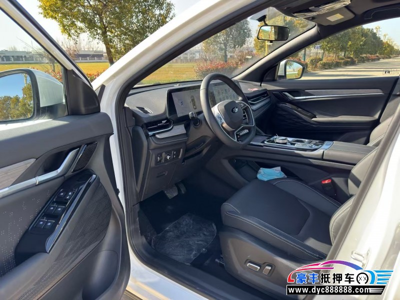 24年江淮QX轿车抵押车出售