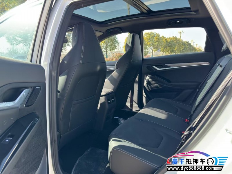 24年江淮QX轿车抵押车出售