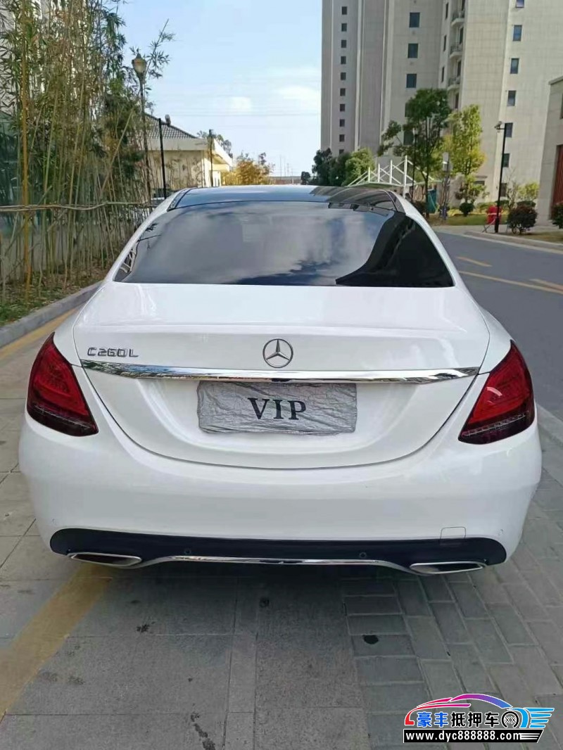 20年奔驰C轿车抵押车出售