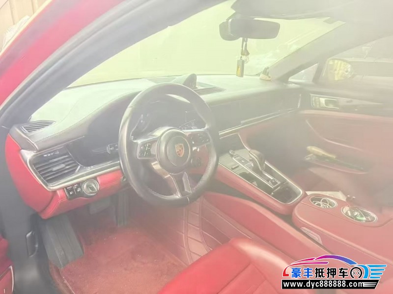 19年保时捷帕纳梅拉轿车抵押车出售
