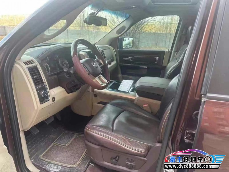 16年道奇公羊轿车抵押车出售